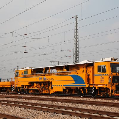 DCL-32 Continuous movement tamping machine